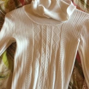 White turtle neck